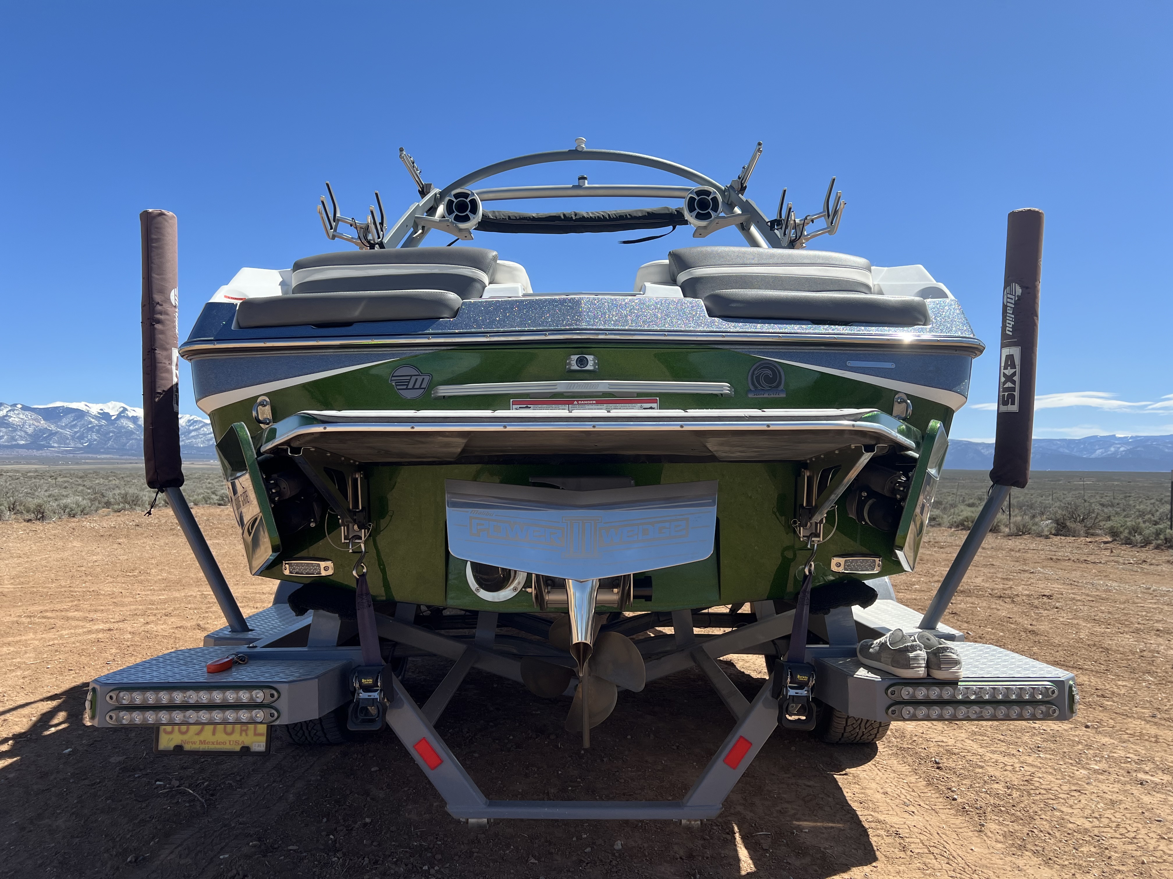 2020 Malibu 22MXZ Icon